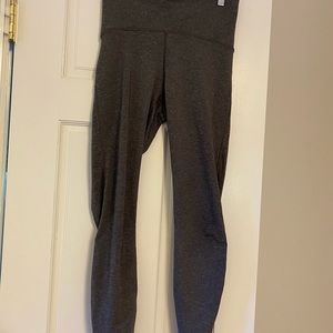 Lululemon gray leggings size 6